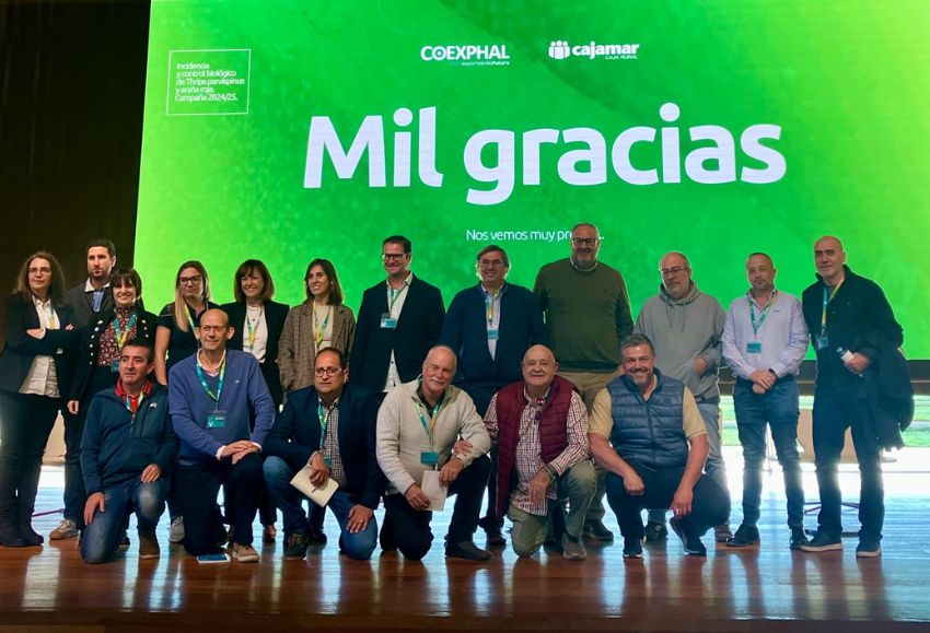 El sector apuesta por la gestin integrada de plagas para combatir al Thrips Parvispinus width=