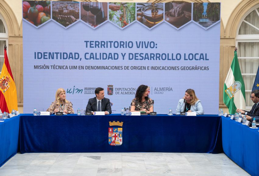 El Modelo Almera sigue atrayendo visitas desde todo el mundo