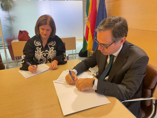 Convenio para digitalizar la gestin de tributos entre Asaja y la Agencia Tributaria