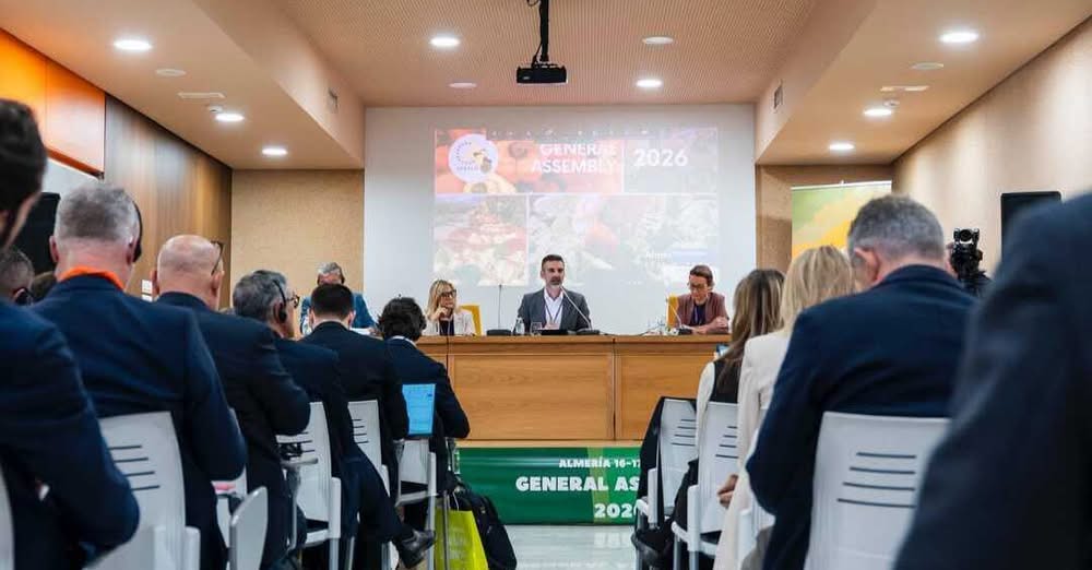 Andaluc�a reivindica el modelo hortofrut�cola de Almer�a y exige financiaci�n